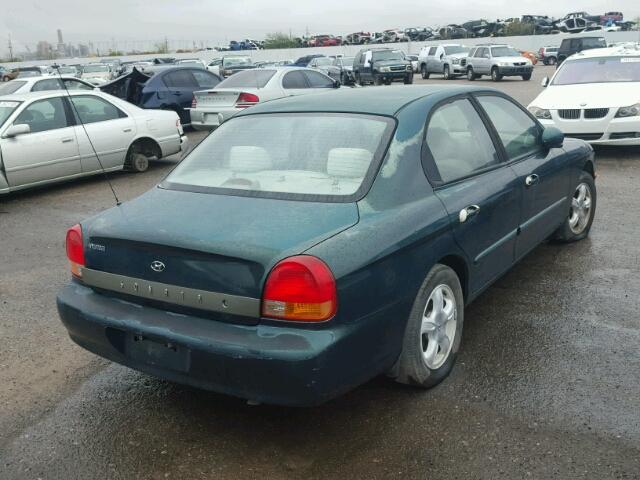 KMHWF25SX1A374590 - 2001 HYUNDAI SONATA GL GREEN photo 4