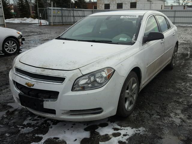 1G1ZG57B29F136107 - 2009 CHEVROLET MALIBU LS WHITE photo 2