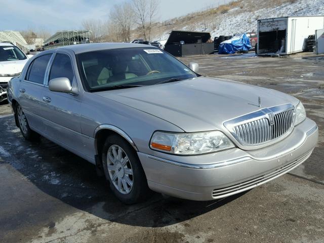 1LNHM82W86Y604201 - 2006 LINCOLN TOWN CAR S SILVER photo 1