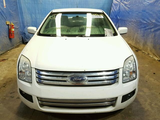 3FAHP07ZX8R256151 - 2008 FORD FUSION SE WHITE photo 9