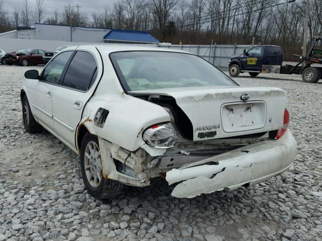 JN1CA31D11T828848 - 2001 NISSAN MAXIMA GXE WHITE photo 3