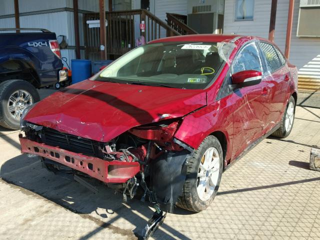 1FADP3F22FL237562 - 2015 FORD FOCUS SE BURGUNDY photo 2