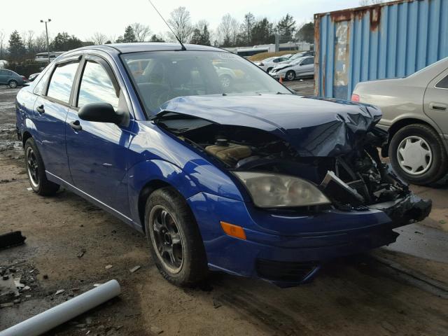 1FAHP34N76W116832 - 2006 FORD FOCUS ZX4 BLUE photo 1