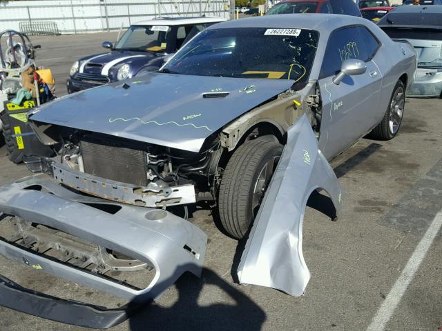 2B3LJ54T79H510660 - 2009 DODGE CHALLENGER GRAY photo 2