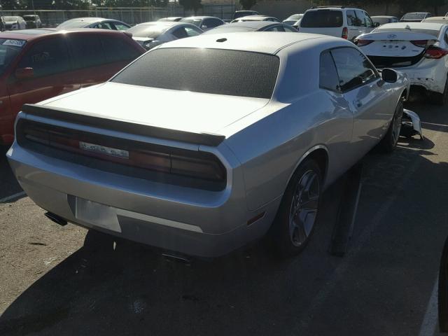 2B3LJ54T79H510660 - 2009 DODGE CHALLENGER GRAY photo 4