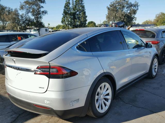 5YJXCBE24GF007122 - 2016 TESLA MODEL X SILVER photo 4