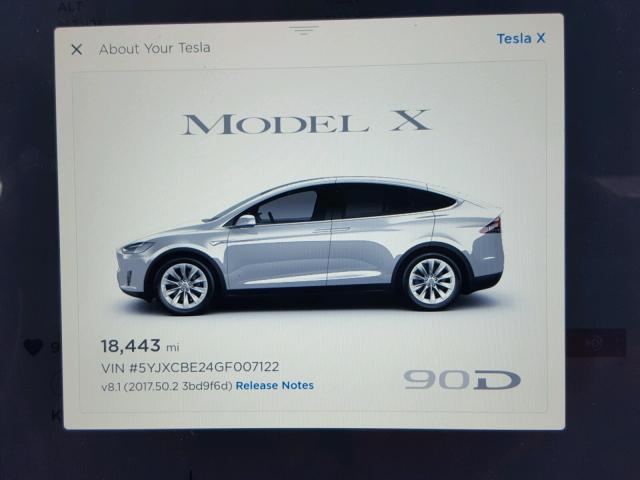 5YJXCBE24GF007122 - 2016 TESLA MODEL X SILVER photo 8