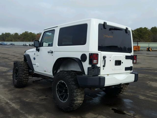 1C4GJWBG9CL175570 - 2012 JEEP WRANGLER S WHITE photo 3