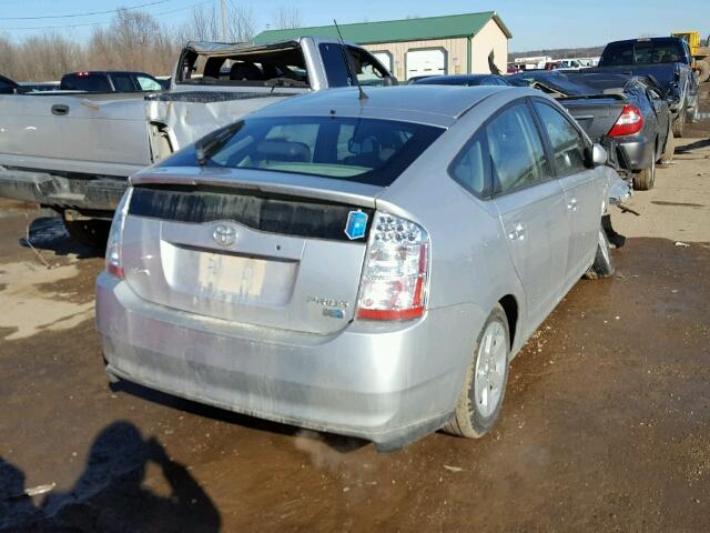 JTDKB20U287750360 - 2008 TOYOTA PRIUS SILVER photo 4