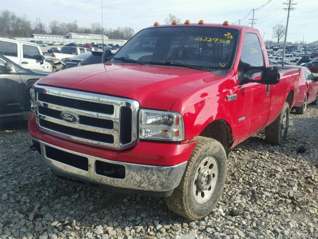 1FTSF21P67EA23164 - 2007 FORD F250 SUPER RED photo 2