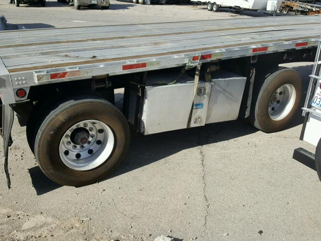 1UYFS24825A562310 - 2005 UTILITY TRAILER SILVER photo 7