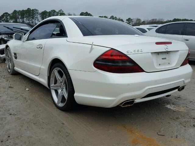 WDBSK7BA2BF162454 - 2011 MERCEDES-BENZ SL 550 WHITE photo 3