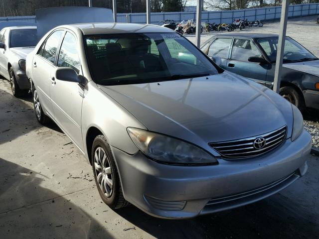 4T1BE32K45U584876 - 2005 TOYOTA CAMRY LE SILVER photo 1