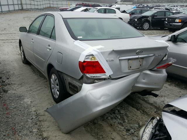 4T1BE32K45U584876 - 2005 TOYOTA CAMRY LE SILVER photo 3