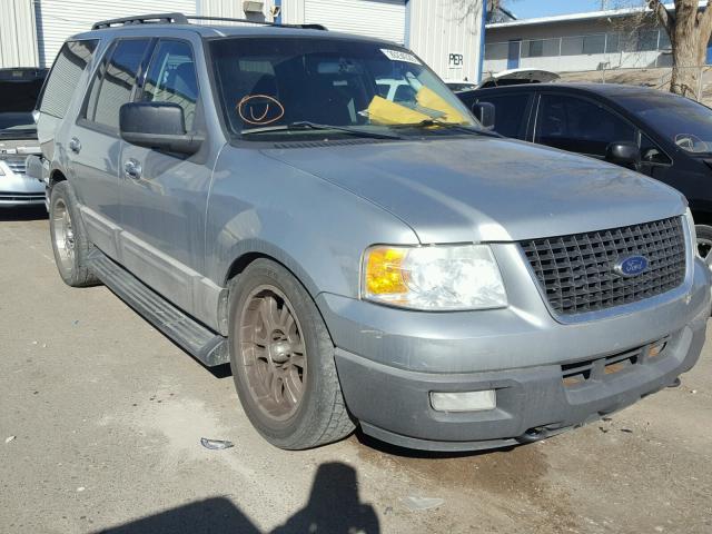 1FMFU16566LA55031 - 2006 FORD EXPEDITION GRAY photo 1