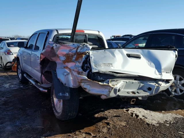 5TEMU52N58Z559843 - 2008 TOYOTA TACOMA DOU SILVER photo 3