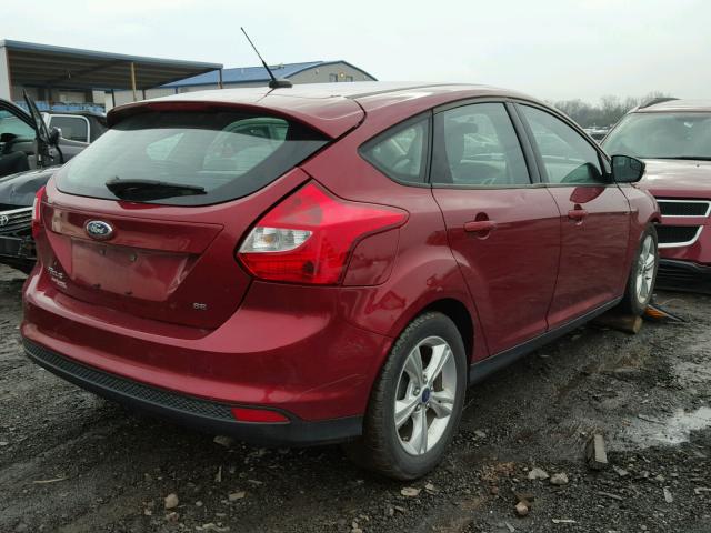 1FADP3K27EL279455 - 2014 FORD FOCUS SE RED photo 4