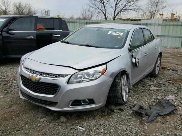 1G11E5SA1GF111715 - 2016 CHEVROLET MALIBU LIM SILVER photo 2