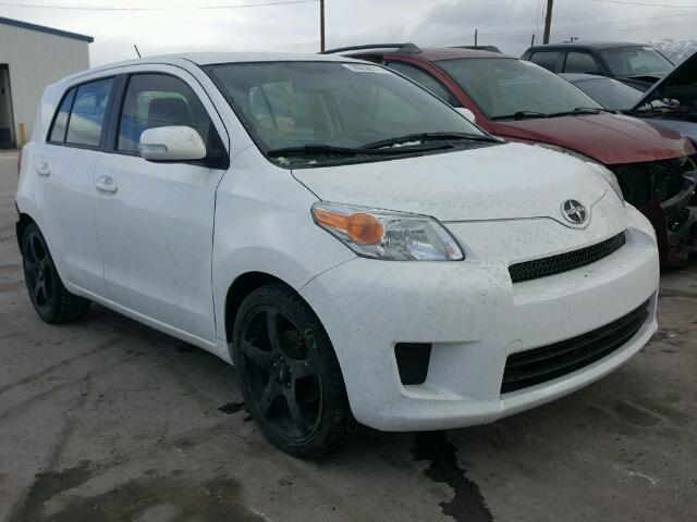 JTKKU10428J005723 - 2008 TOYOTA SCION XD WHITE photo 1