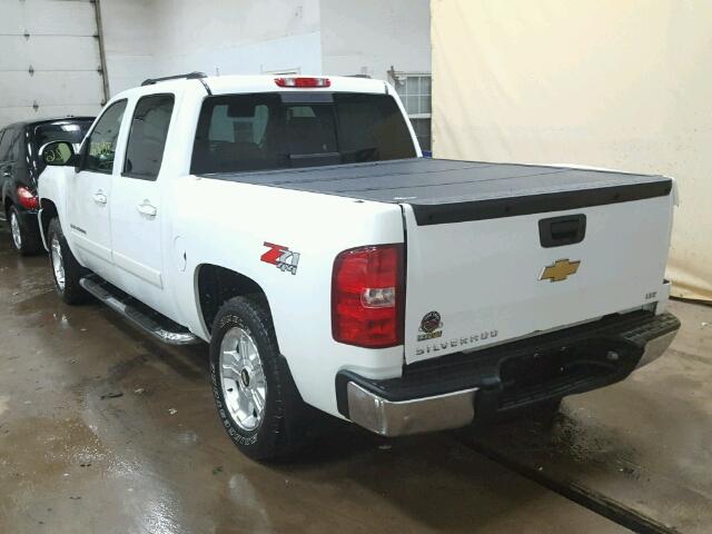 2GCEK133X81118987 - 2008 CHEVROLET SILVERADO WHITE photo 3