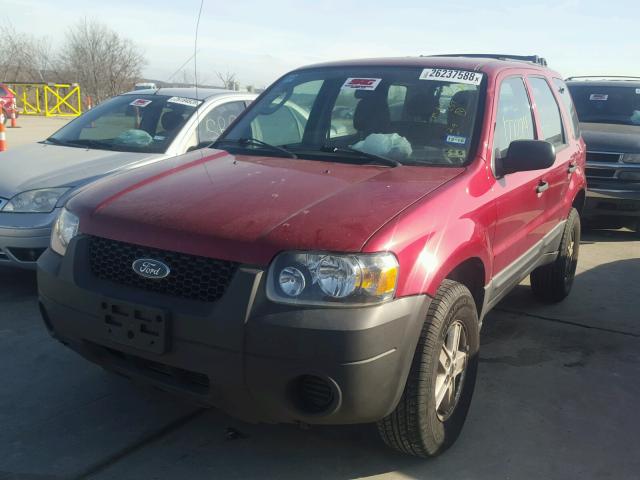 1FMYU02Z17KA67543 - 2007 FORD ESCAPE XLS RED photo 2