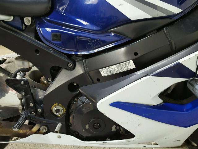 JS1GT76A652100513 - 2005 SUZUKI GSX-R1000 BLUE photo 12