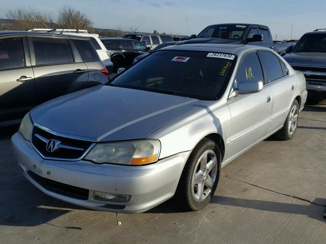 19UUA56892A011697 - 2002 ACURA 3.2TL TYPE SILVER photo 2