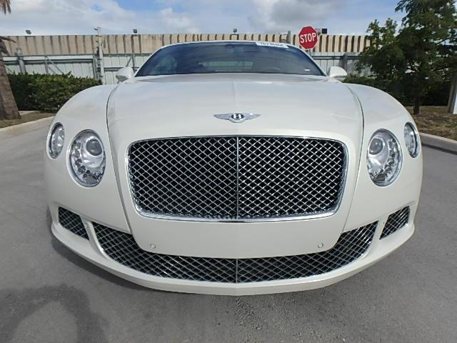 SCBGU3ZA7EC095780 - 2014 BENTLEY CONTINENTA WHITE photo 2