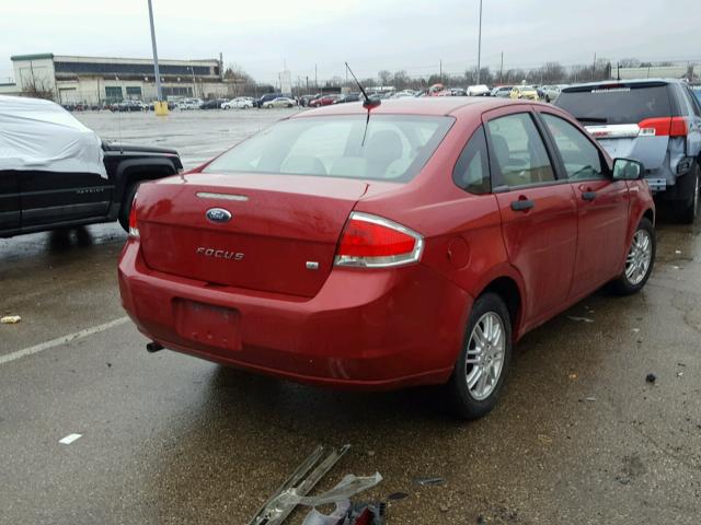 1FAHP3FN1BW145024 - 2011 FORD FOCUS SE RED photo 4