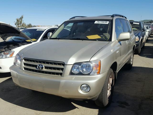 JTEGF21A820065547 - 2002 TOYOTA HIGHLANDER BEIGE photo 2