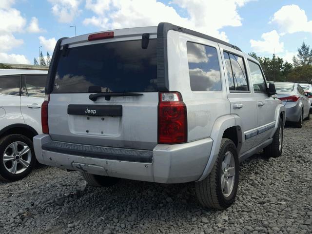 1J8HH48K67C695367 - 2007 JEEP COMMANDER SILVER photo 4