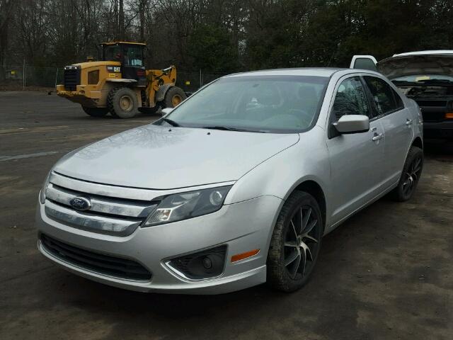 3FAHP0JG9CR207782 - 2012 FORD FUSION SEL SILVER photo 2