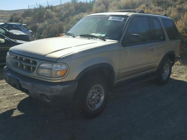 1FMYU60X1YUA49358 - 2000 FORD EXPLORER S GOLD photo 2