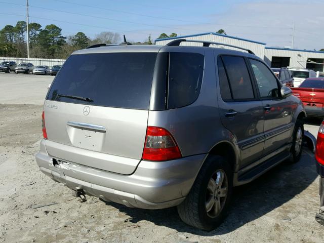 4JGAB57E25A553663 - 2005 MERCEDES-BENZ ML 350 SILVER photo 4