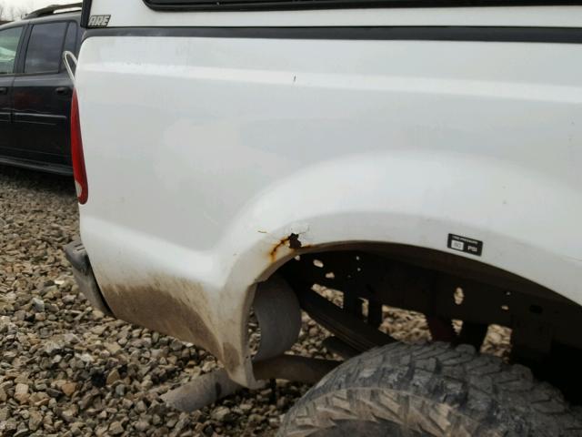 1FTNX21L04EA85999 - 2004 FORD F250 SUPER WHITE photo 9