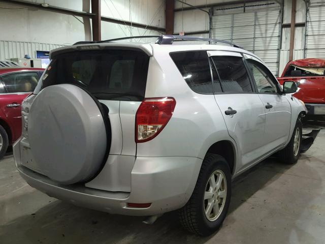 JTMZD33V985097993 - 2008 TOYOTA RAV4 SILVER photo 4