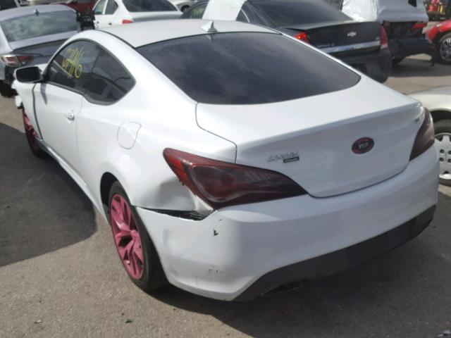 KMHHT6KJ5FU125740 - 2015 HYUNDAI GENESIS CO WHITE photo 3