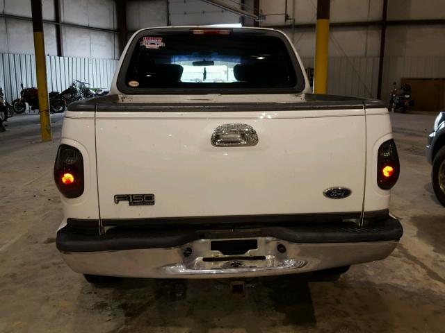 1FTRW08613KA38909 - 2003 FORD F150 SUPER WHITE photo 10