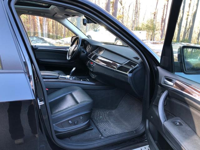 5UXFF0C51ALT77242 - 2010 BMW X5 XDRIVE3 შავი ფოტო 5