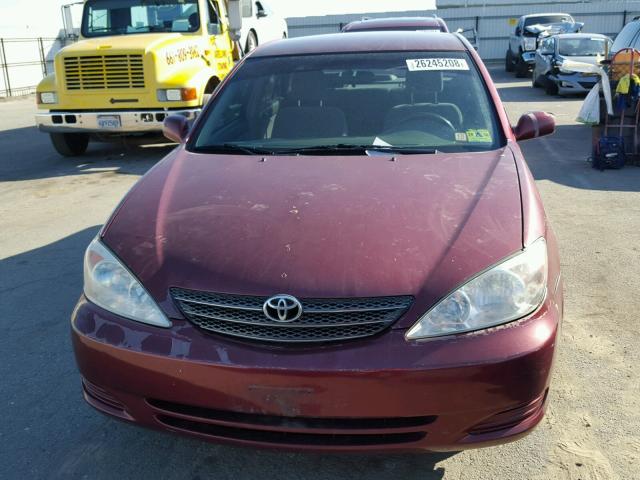 4T1BE32K84U299757 - 2004 TOYOTA CAMRY LE MAROON photo 9