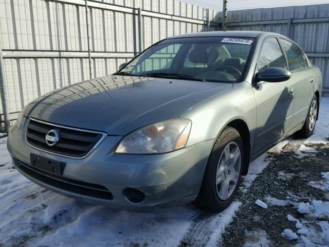 1N4AL11E72C205236 - 2002 NISSAN ALTIMA BAS GREEN photo 2