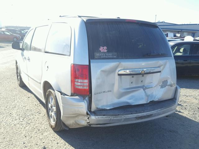 2A4RR5D11AR306834 - 2010 CHRYSLER TOWN & COU GRAY photo 3