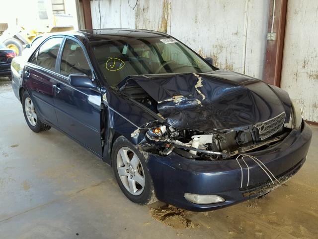 4T1BA32K94U503428 - 2004 TOYOTA CAMRY SE BLUE photo 1