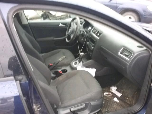 3VW2K7AJ9CM382188 - 2012 VOLKSWAGEN JETTA BASE 蓝色 照片 5