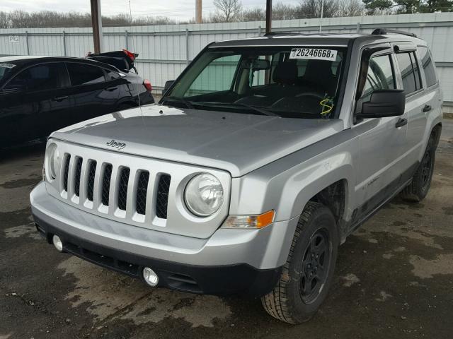 1J4NF1GB9BD101576 - 2011 JEEP PATRIOT SP GRAY photo 2