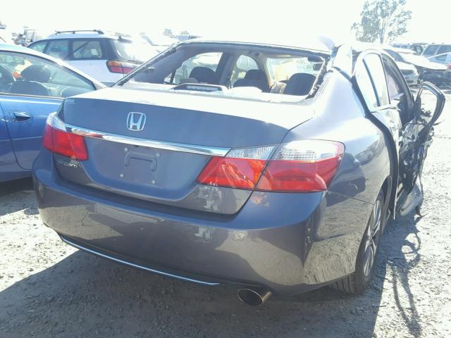 1HGCR2F30DA040564 - 2013 HONDA ACCORD LX CHARCOAL photo 4