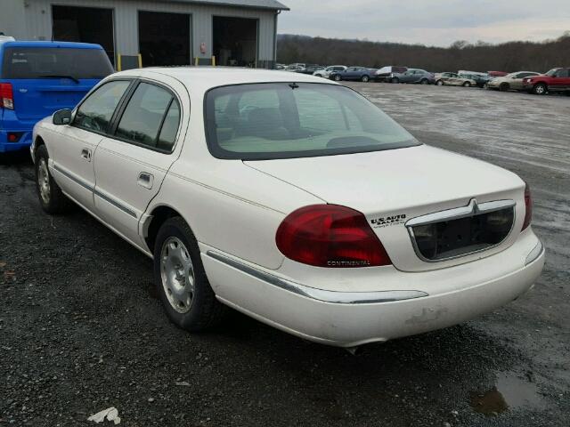 1LNFM97V7WY605997 - 1998 LINCOLN CONTINENTA WHITE photo 3