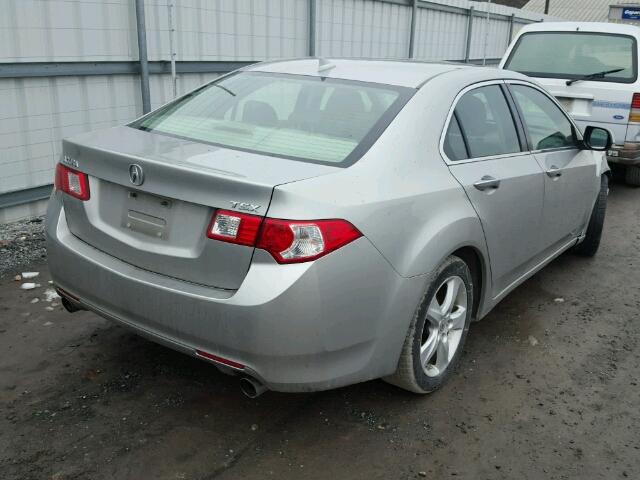 JH4CU26689C003375 - 2009 ACURA TSX SILVER photo 4