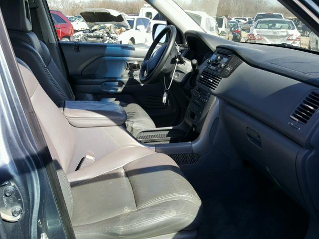 5FNYF18545B053719 - 2005 HONDA PILOT EXL BLUE photo 5