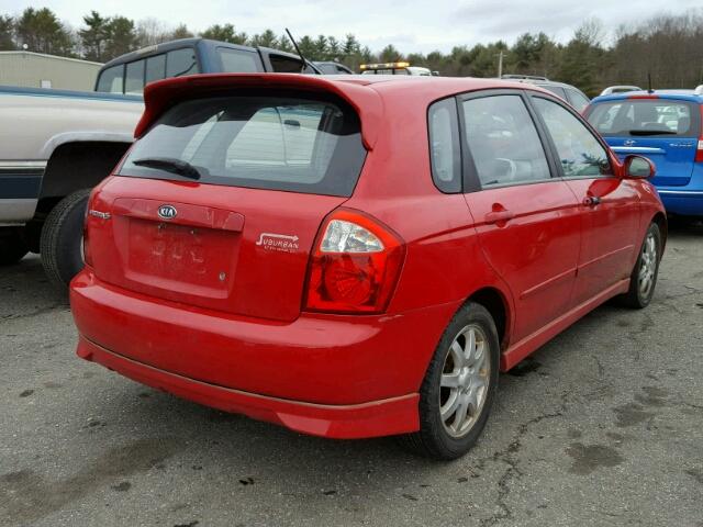 KNAFE161165314573 - 2006 KIA SPECTRA5 RED photo 4